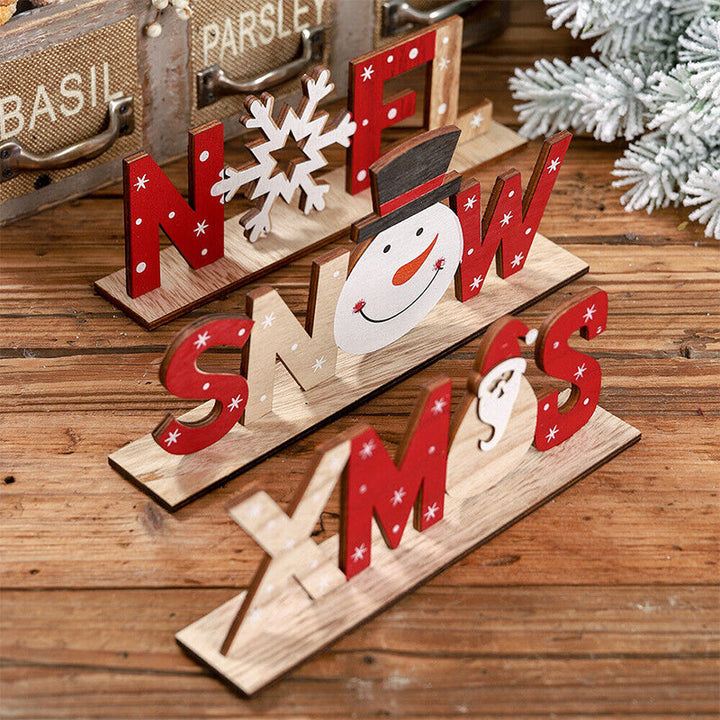 Handbeschilderde houten kerstdecoratie met kerstfiguren