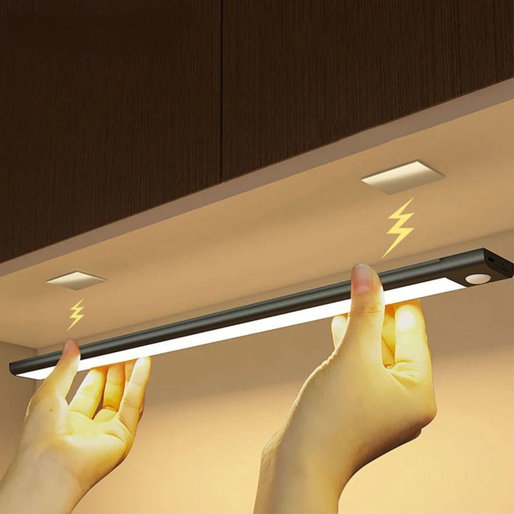 Ultradunne kastverlichting met bewegingssensor en dimbare LED