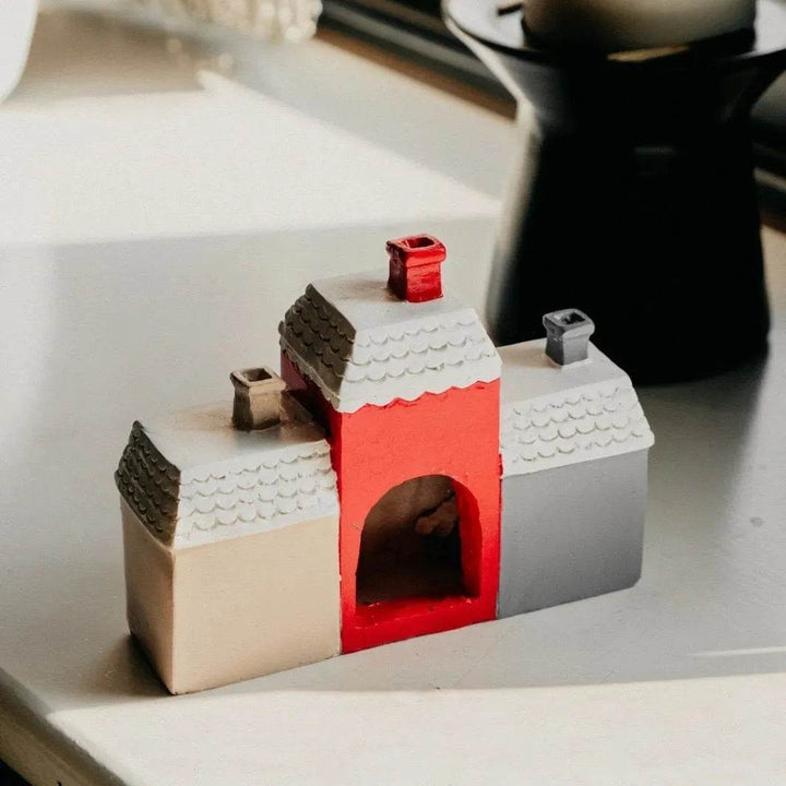 Hollevo™ Kersthuisje wierookbrander met 2 wierookkegeltjes