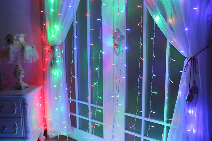 Led-lichtgordijn van 3 x 3 meter met 304 lampjes voor kamer en feest