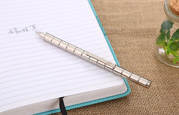 Zilveren magnetische fidget pen met balletjes