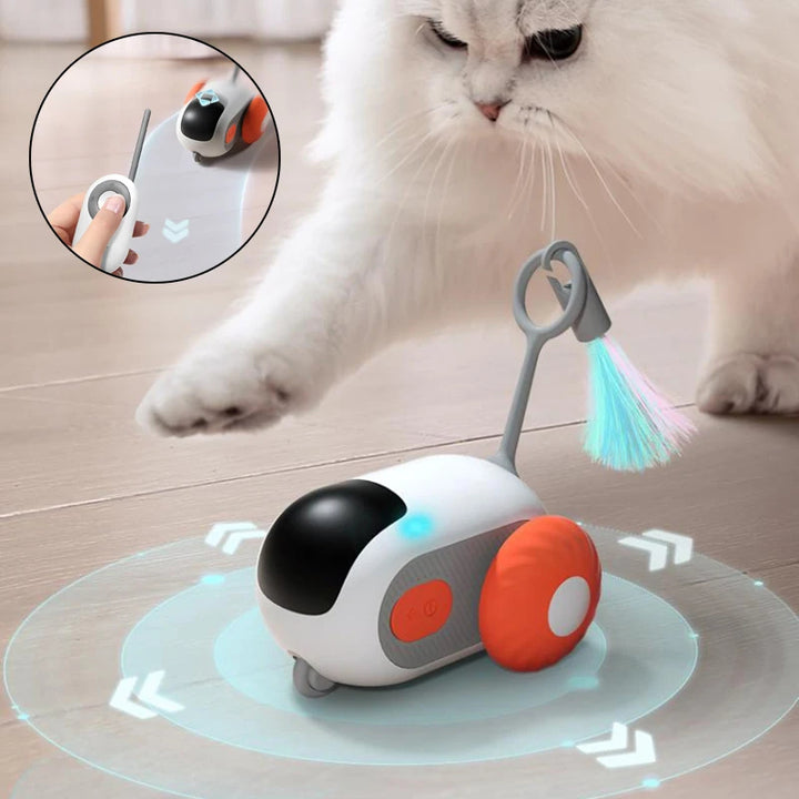 Oranje speelgoedauto met veer en een kat