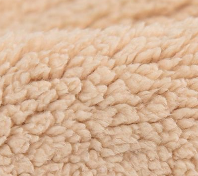 Pluche capuchonmuts met pompon en nekwarmer