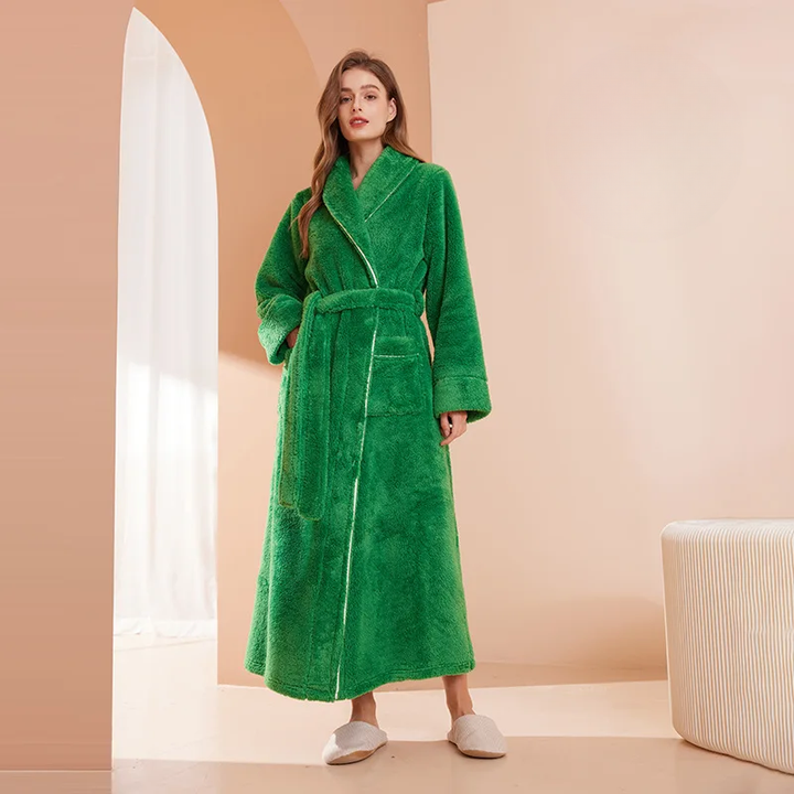 Badjas van dikke flanel fleece met kraag en strikceintuur
