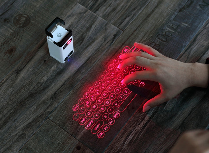 Laser projectietoetsenbord op tafel
