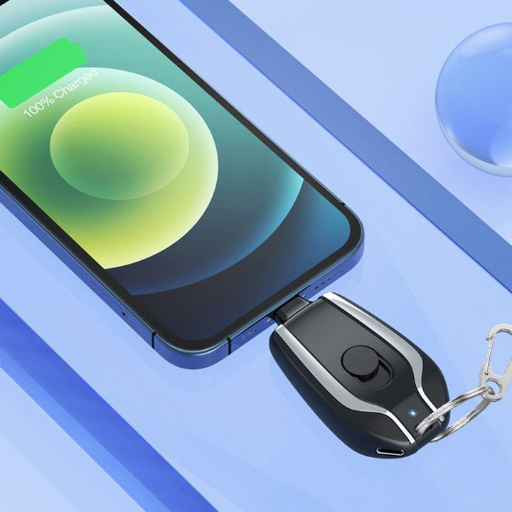 Zwarte mini powerbank als sleutelhanger