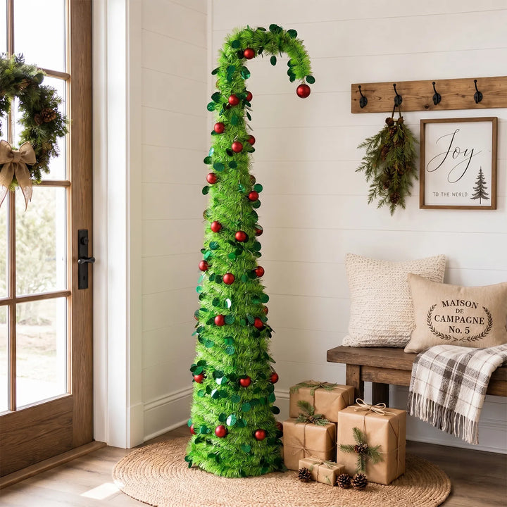 Groene pop-up kerstboom met rode ballen