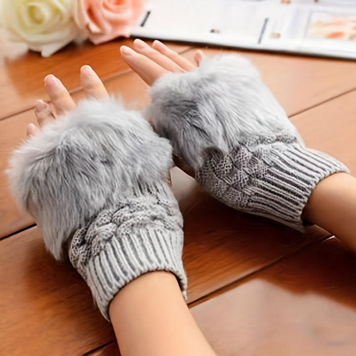 Vingerloze handschoenen met pluizige rand