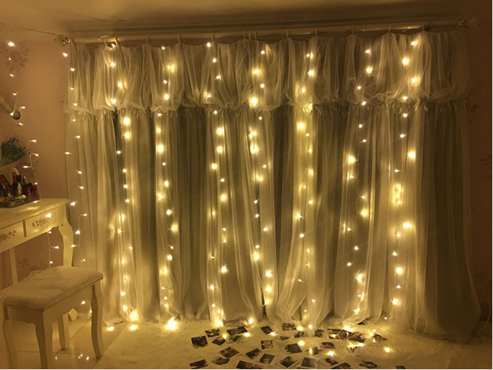Led-lichtgordijn van 3 x 3 meter met 304 lampjes voor kamer en feest