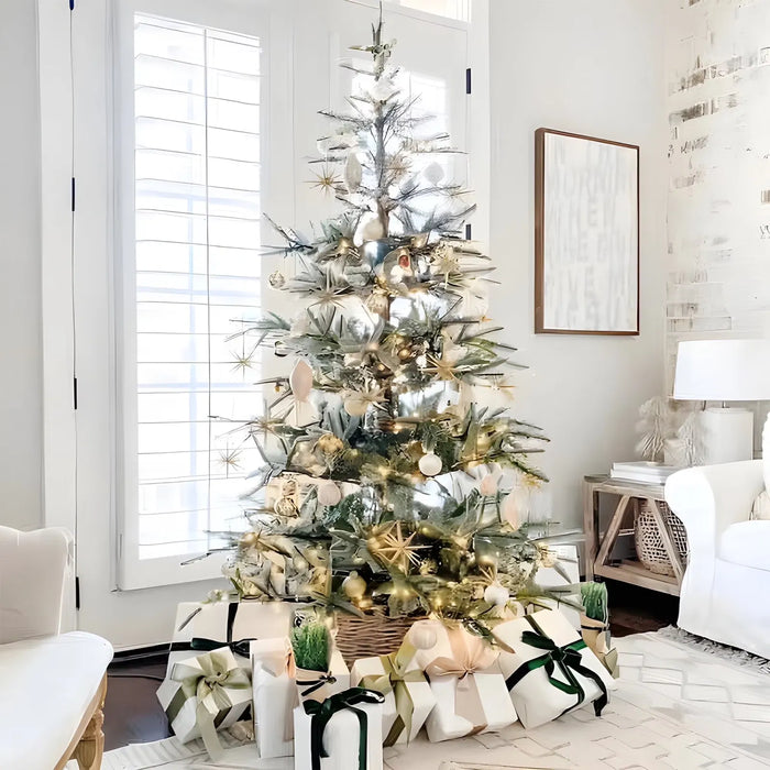 Hollevo Kunstkerstboom 213 cm met licht besneeuwde punten