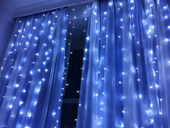 Led-lichtgordijn van 3 x 3 meter met 304 lampjes voor kamer en feest