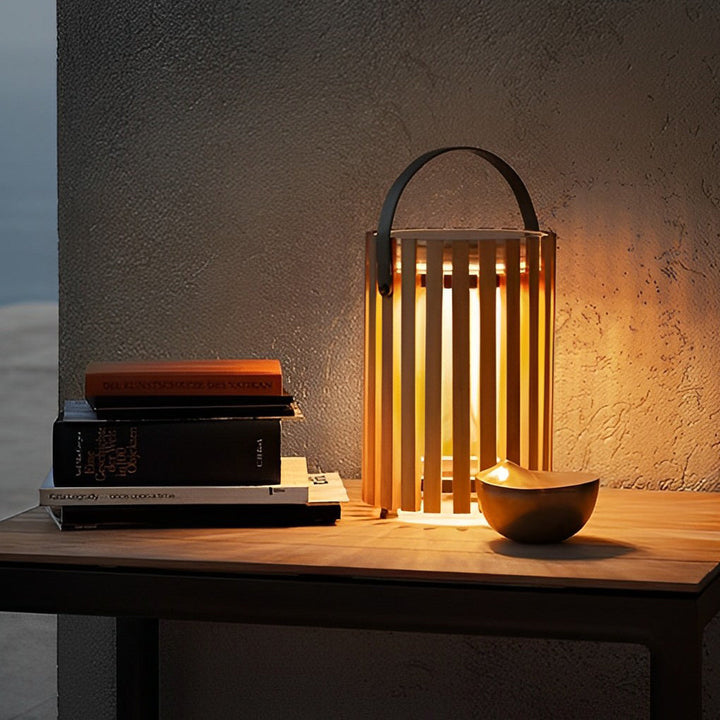 Hollevo™ Moderne solar tuinlamp van hout en aluminium met warm ledlicht