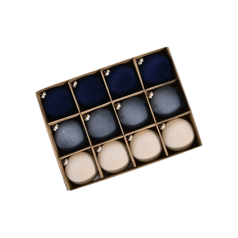 Fluwelen kerstballen set van 12 met zachte matte look