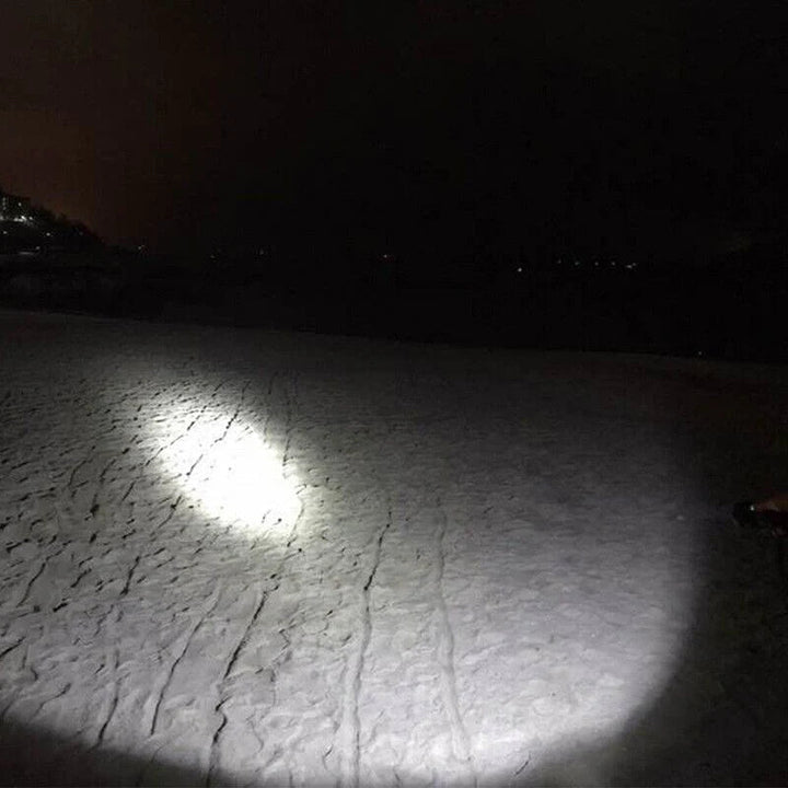 Superfelle oplaadbare ledzaklamp met zoomfunctie en 4 standen
