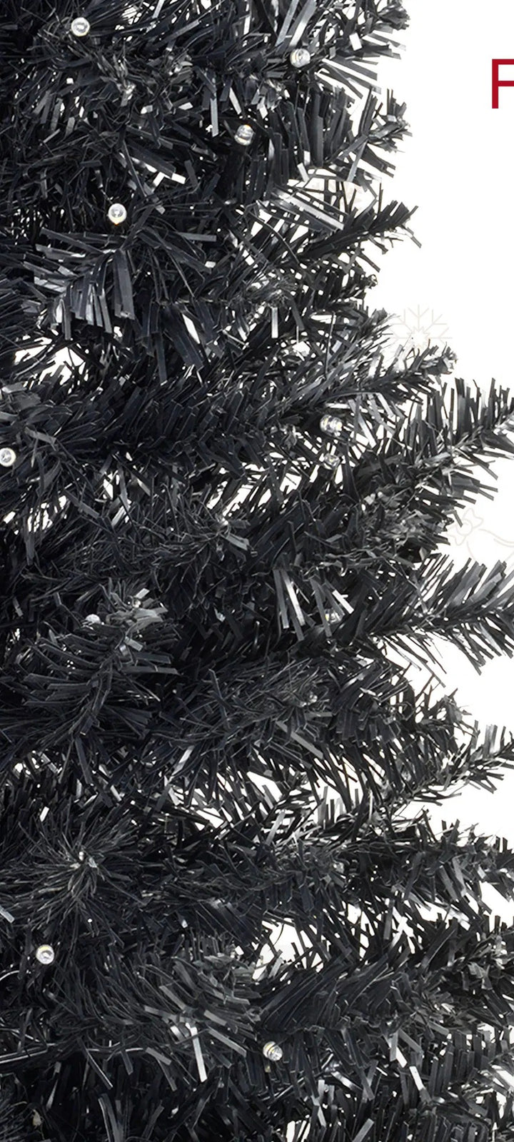 Zwarte slanke kerstboom met warme lampjes