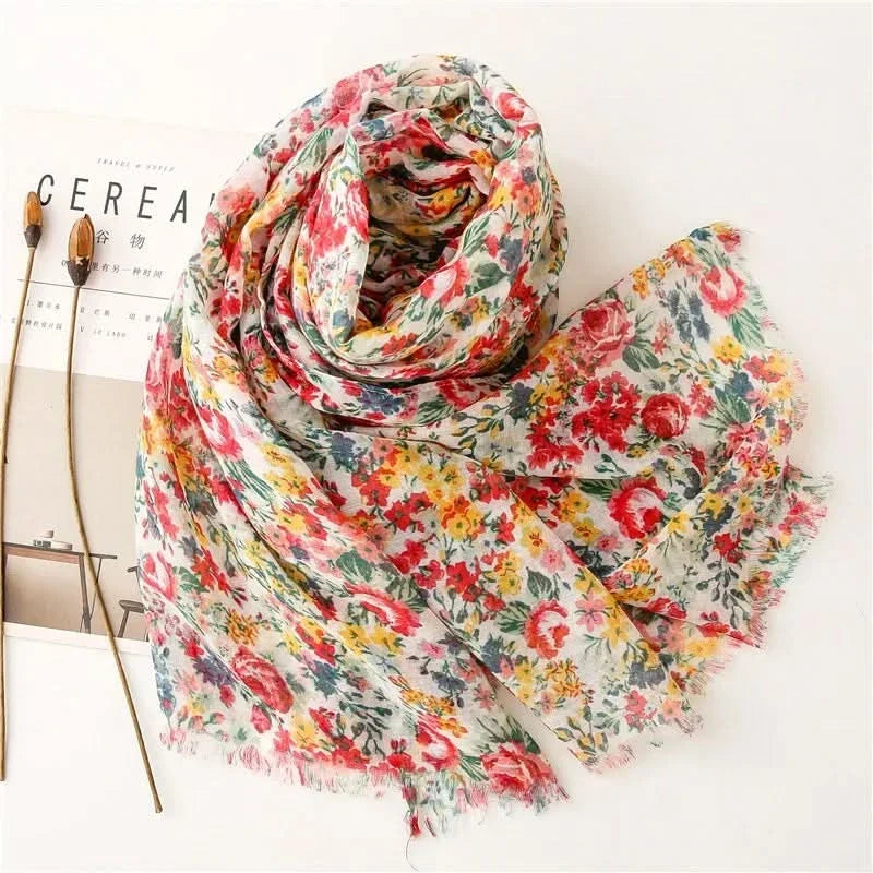 Dames sjaal van viscose met stippen en bloemenprint