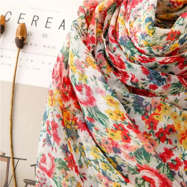 Dames sjaal van viscose met stippen en bloemenprint