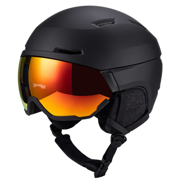 Skihelm met geïntegreerd vizier tegen verblinding door zon