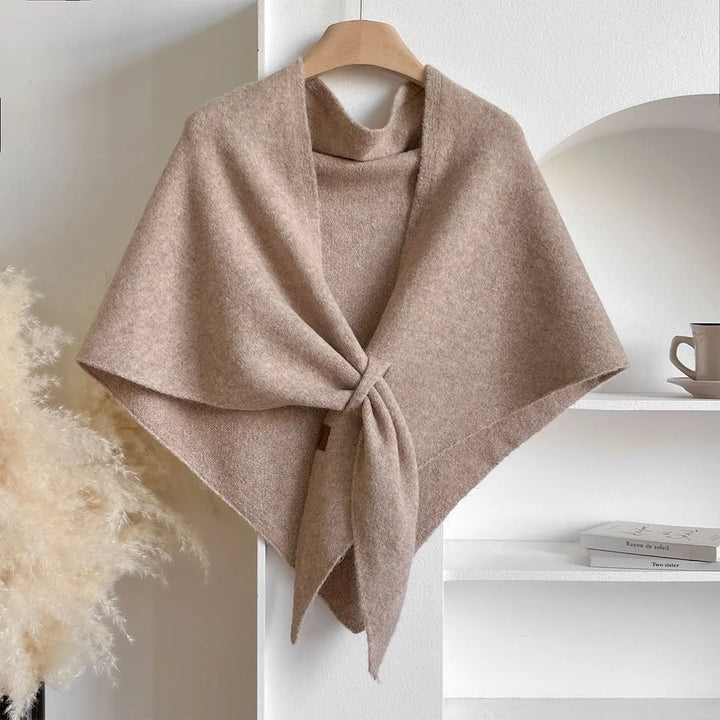 Gebreide omslagdoek voor dames – zachte, lichte cape