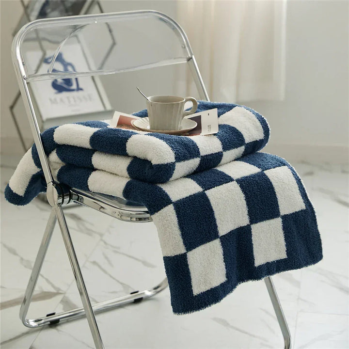 Zachte marineblauwe plaid voor knusse momenten