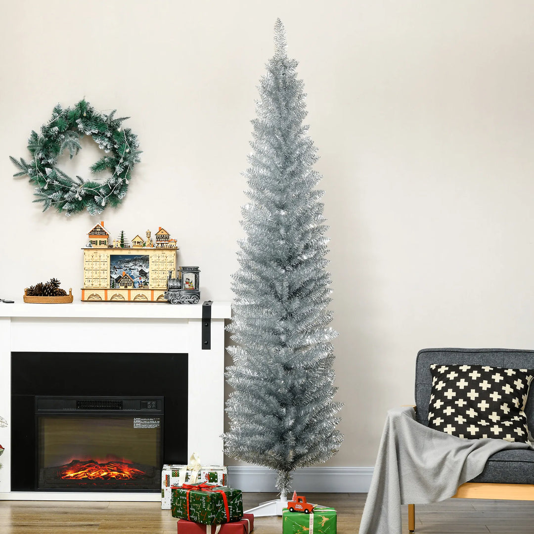 Hoge zilveren slanke kerstboom