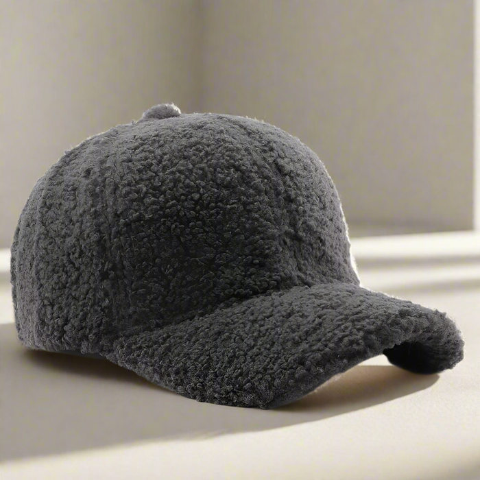 Hollevo™ Pluizige teddymuts die je hoofd en oren lekker warm houdt