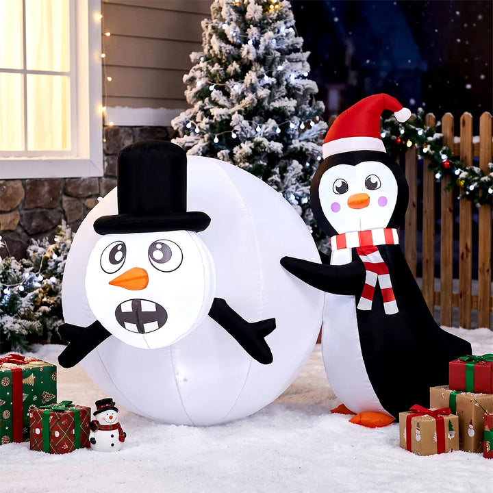 Opblaasbare pinguïn met sneeuwbal
