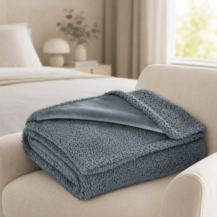 Waterdichte fleece deken die je bed en bank beschermt