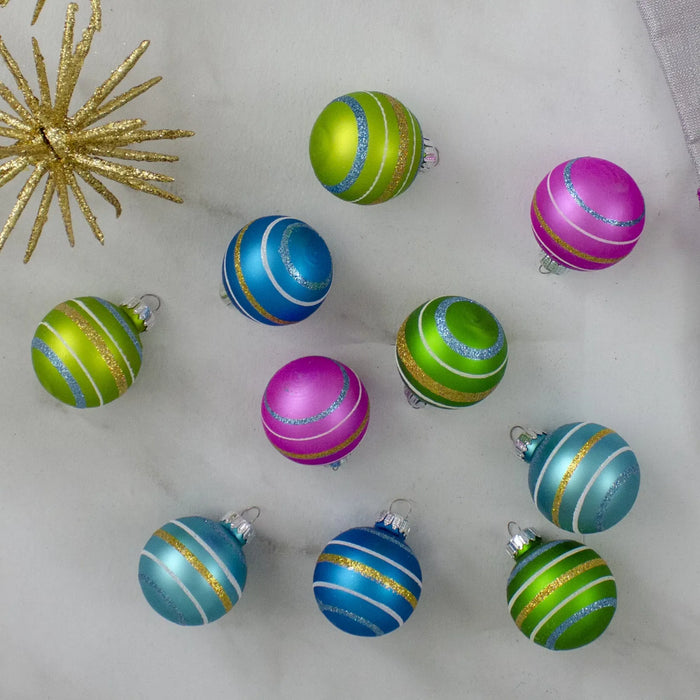 Hollevo Set van 10 matglazen kerstballen 4 cm met glitterstrepen