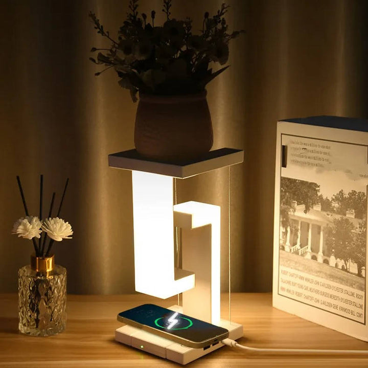 Zwevende bureaulamp met draadloze oplader van 10 W