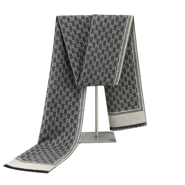 Sjaal van wolmix met letterprint en franjes