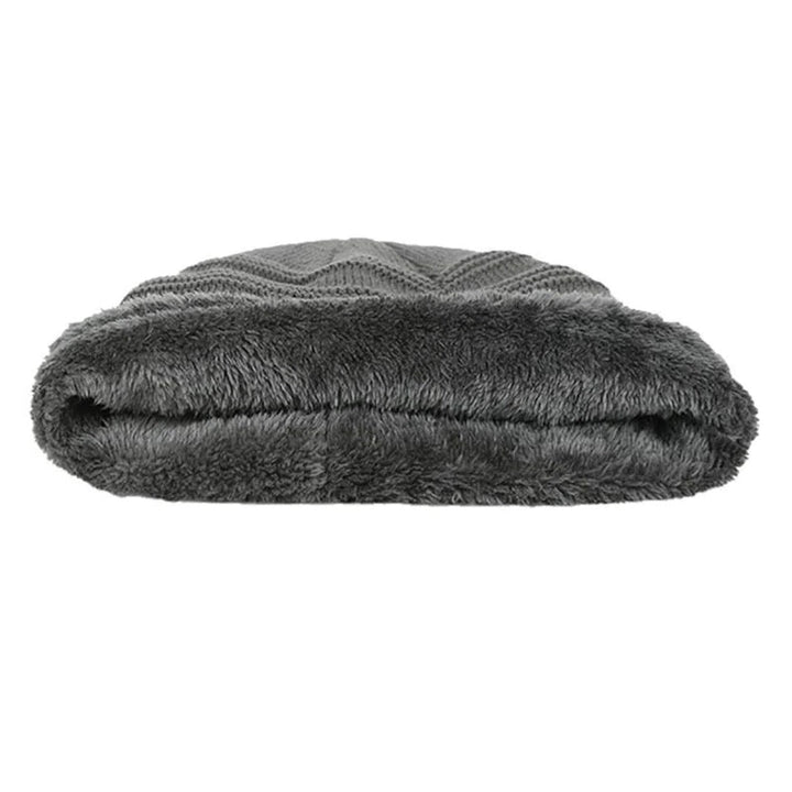 Warm winter muts