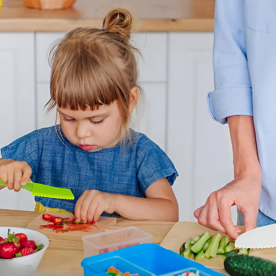 Kookset voor kinderen met 13 veilige keukenhulpjes