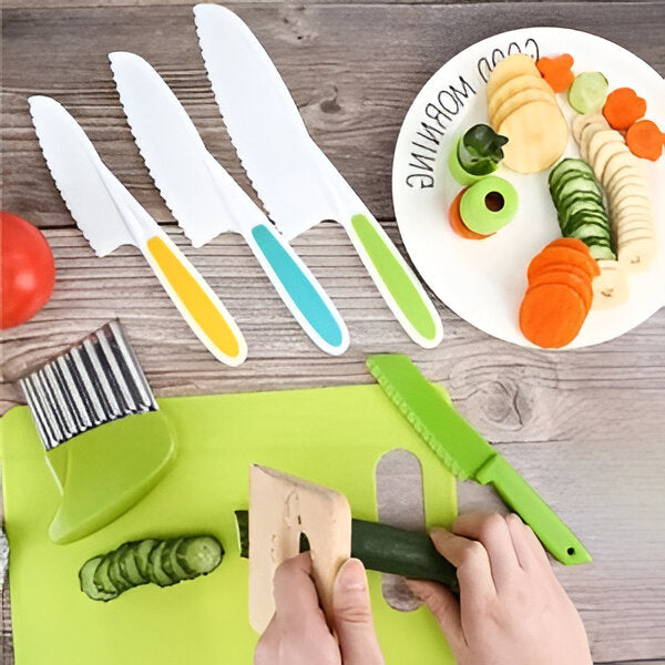 Kookset voor kinderen met 13 veilige keukenhulpjes
