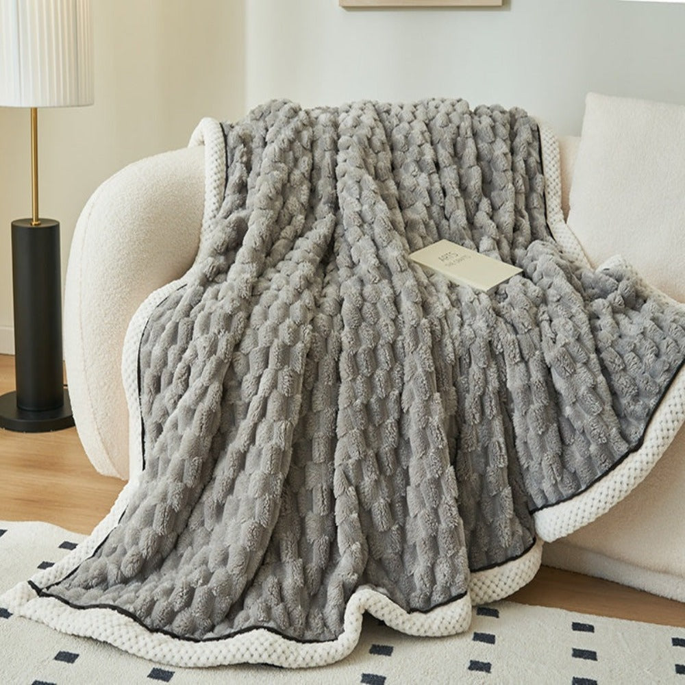 Zachte plaid met bubbelstructuur, licht als een wolkje