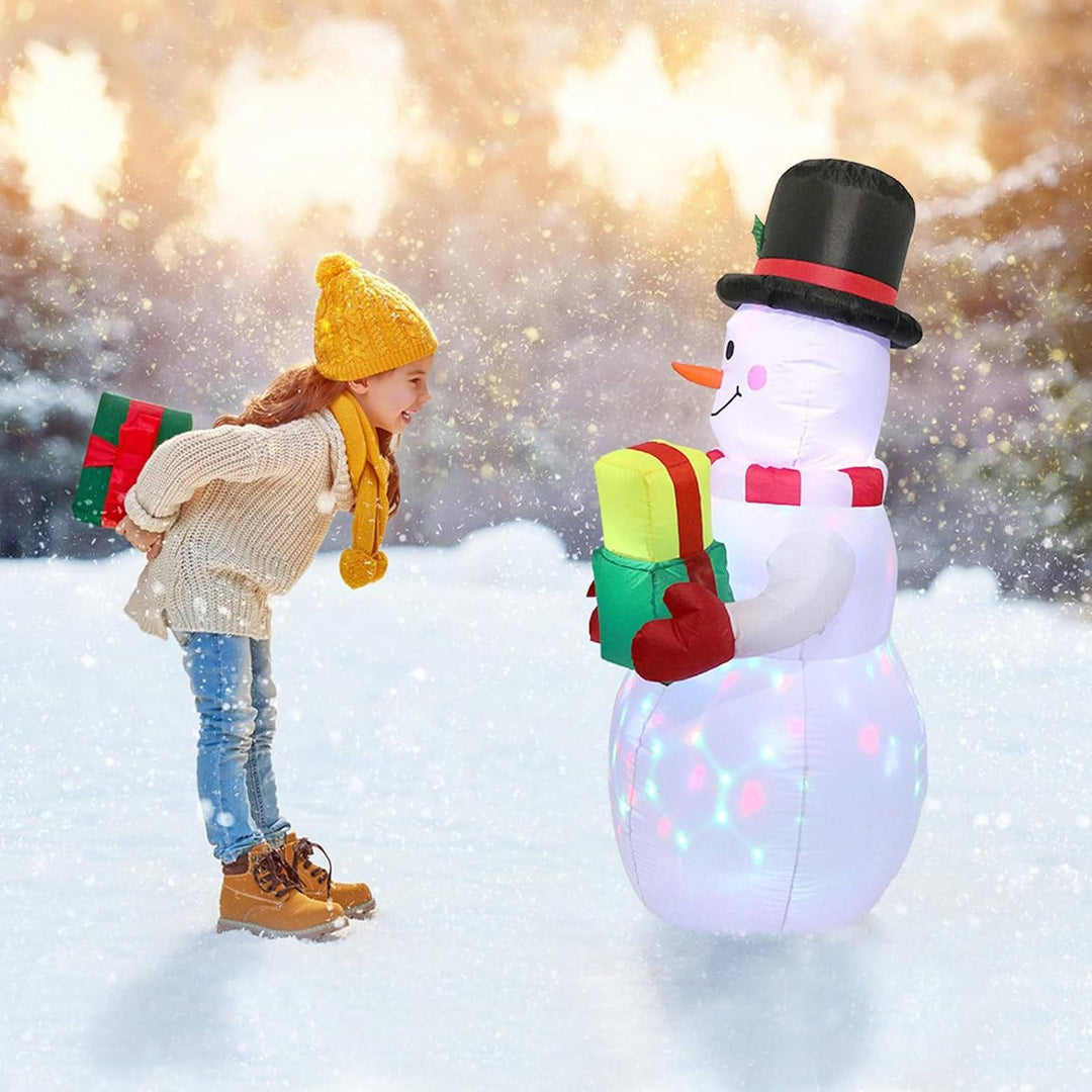 Hollevo™ Opblaasbare sneeuwpop met draaiend gekleurd ledlicht voor de tuin