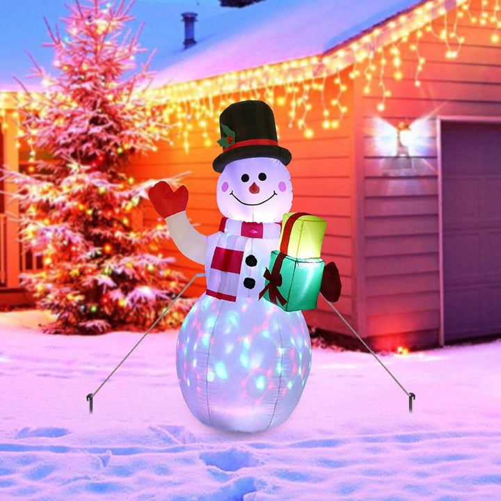 Hollevo™ Opblaasbare sneeuwpop met draaiend gekleurd ledlicht voor de tuin
