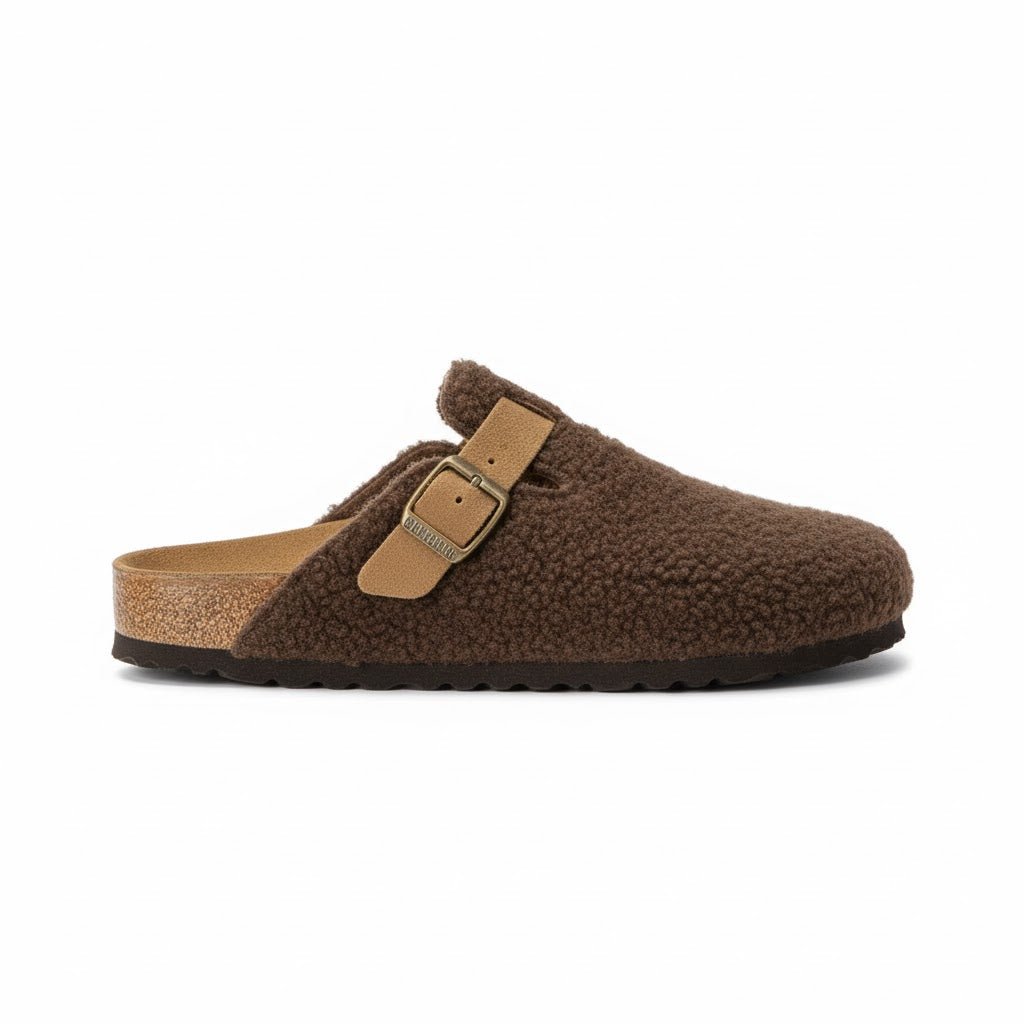 Pantoffels van natuurlijke schapenwol met antislip zool