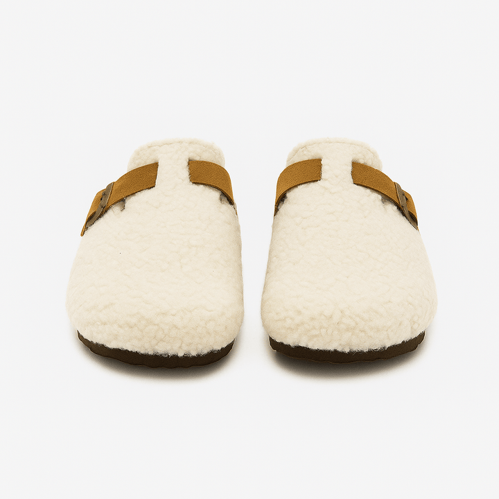 Pantoffels van natuurlijke schapenwol met antislip zool
