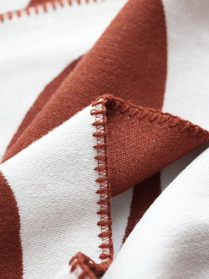 Boho plaid met abstract patroon in Scandinavische stijl