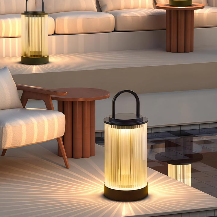 Moderne draagbare terraslamp met warm ledlicht en IP65
