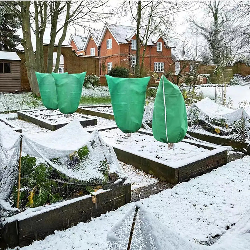 Vorstbeschermhoes voor planten met trekkoord